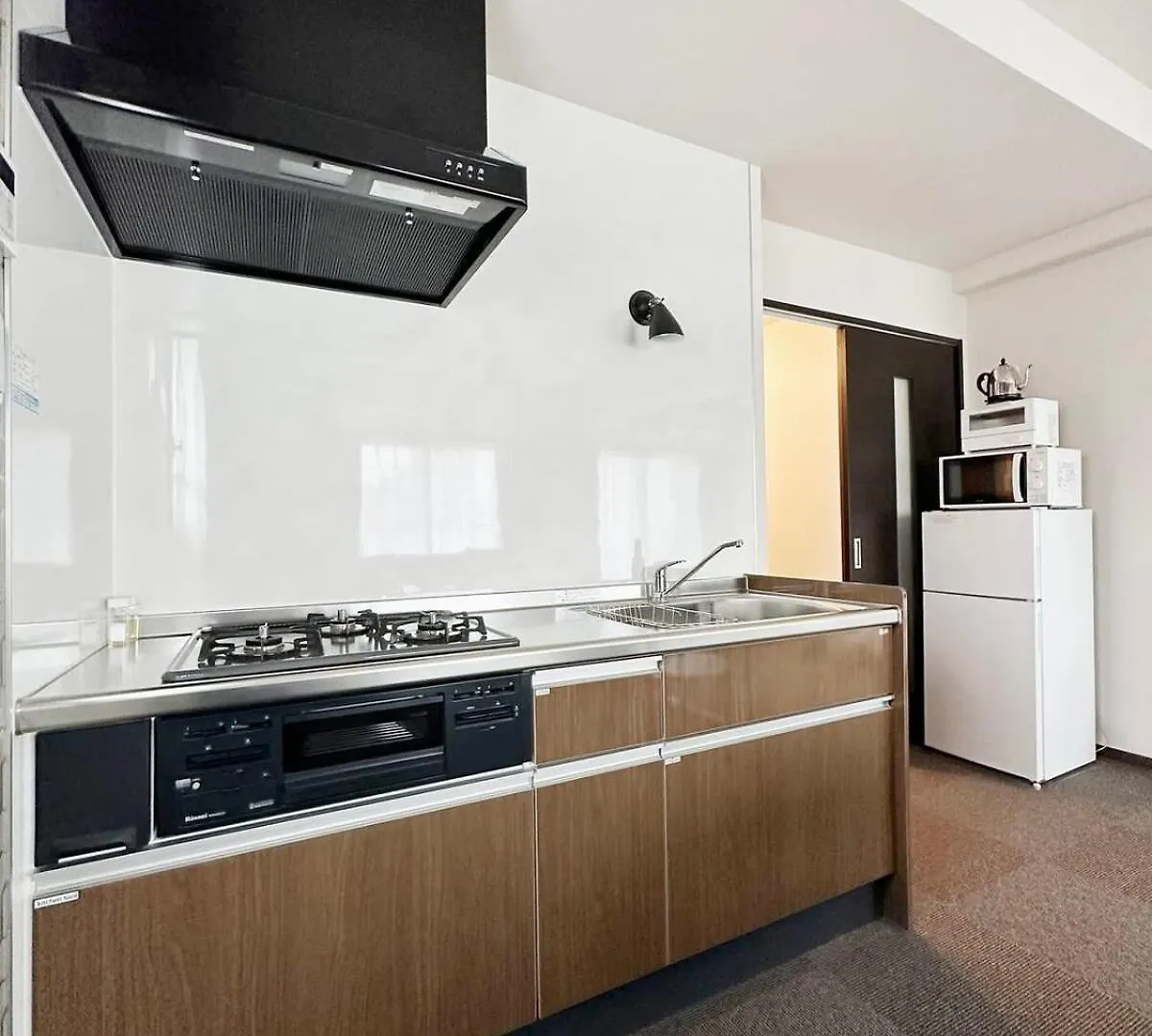 Apartment Bhotel Nagomi - 1 Bedroom Apt On The 9Th Flr With City View For 10 Ppl Hiroshima